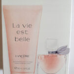LANCOME LA VIE EST BELLE 2 PCS SET FOR WOMEN: 4 ML EAU DE PARFUM MINI + 1.6 BODY LOTION.